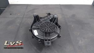 Used Fan motor Renault Zoé (AG) R135 Price € 195,00 Margin scheme offered by LvS Carparts