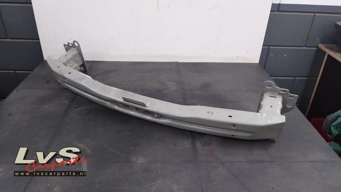 Front bumper frame from a Renault Zoé (AG) R135 2020