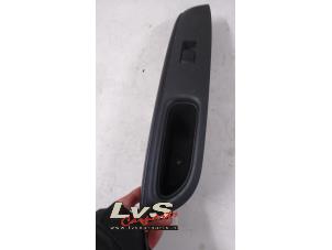 Used Electric window switch Nissan Note (E12) 1.2 DIG-S 98 Price € 10,00 Margin scheme offered by LvS Carparts