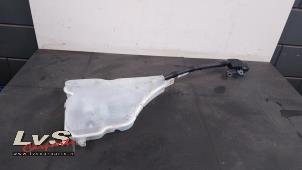 Used Front windscreen washer reservoir BMW 3 serie (G20) 320i xDrive 2.0 TwinPower Turbo 16V Price € 50,00 Margin scheme offered by LvS Carparts