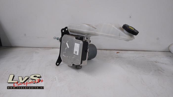 Używane Pompa ABS Opel Astra K 1.4 Turbo 16V Cena € 300,00 Procedura marży oferowane przez LvS Carparts