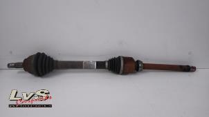 Used Front drive shaft, right Peugeot 2008 (CU) 1.2 12V e-THP PureTech 110 Price € 130,00 Margin scheme offered by LvS Carparts