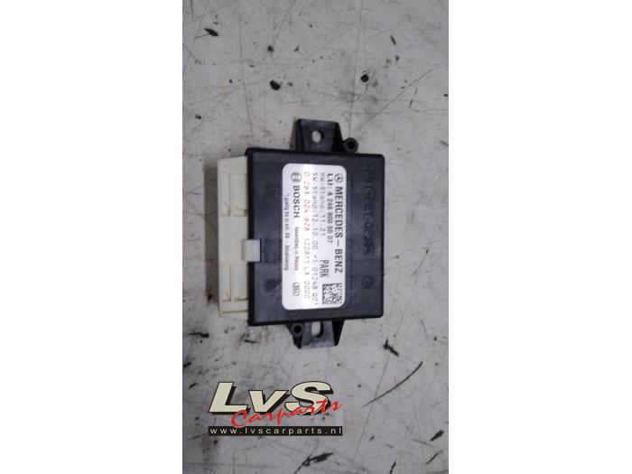 Begagnade PDC-modul Mercedes A (W176) 1.8 A-180 CDI 16V Autom. Pris € 40,00 Marginaltabell erbjuds av LvS Carparts