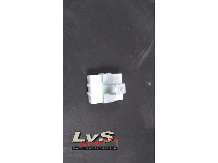Usagé Ordinateur divers Suzuki SX4 (EY/GY) 1.6 16V 4x2 Prix € 50,00 Règlement à la marge proposé par LvS Carparts