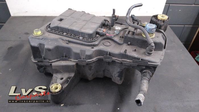 Gebrauchte Adblue Tank Peugeot Partner (GC/GF/GG/GJ/GK) 1.6 BlueHDi 120 Preis € 423,50 Mit Mehrwertsteuer angeboten von LvS Carparts