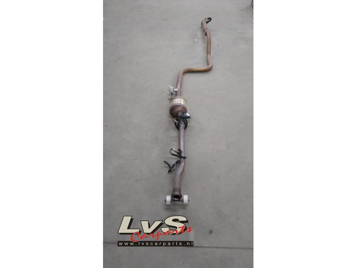 Usagé Echappement (complet) Peugeot 3008 II (M4/MC/MJ/MR) 1.5 BlueHDi 130 Prix € 225,00 Règlement à la marge proposé par LvS Carparts