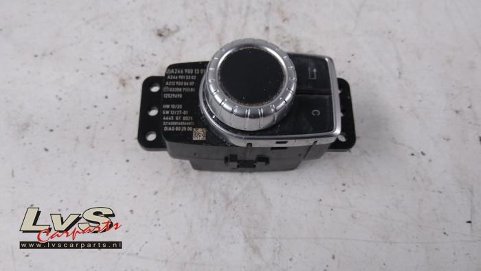 Usados Interruptor MMI Mercedes A (W176) 1.6 A-180 16V Precio € 20,00 Norma de margen ofrecido por LvS Carparts