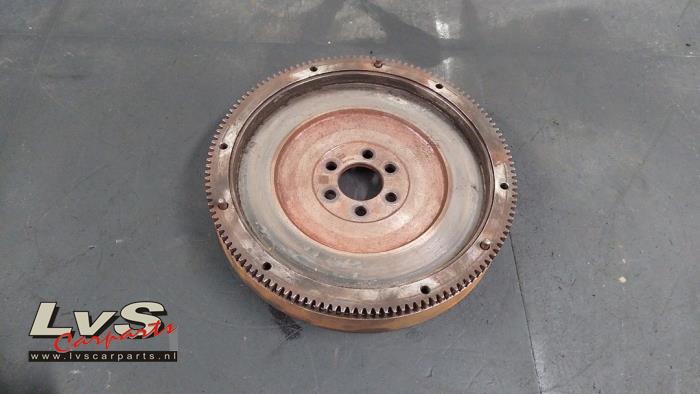 Usagé Volant d'inertie Volkswagen Polo V (6R) 1.4 TDI Prix € 100,00 Règlement à la marge proposé par LvS Carparts