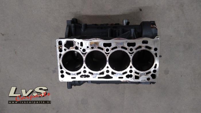 Used Engine crankcase Volkswagen Golf VII (AUA) 2.0 GTD 16V Price € 500,00 Margin scheme offered by LvS Carparts