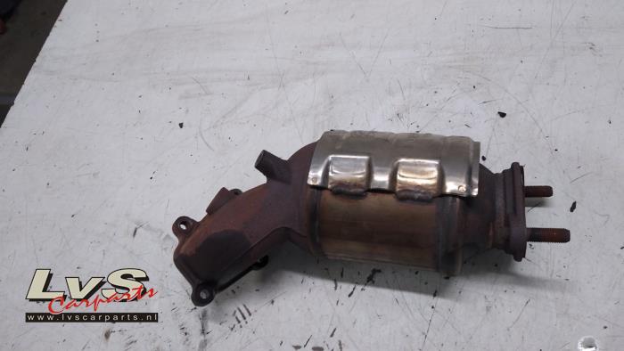 Usagé Catalyseur Hyundai H-300 2.5 CRDi Prix € 200,00 Règlement à la marge proposé par LvS Carparts