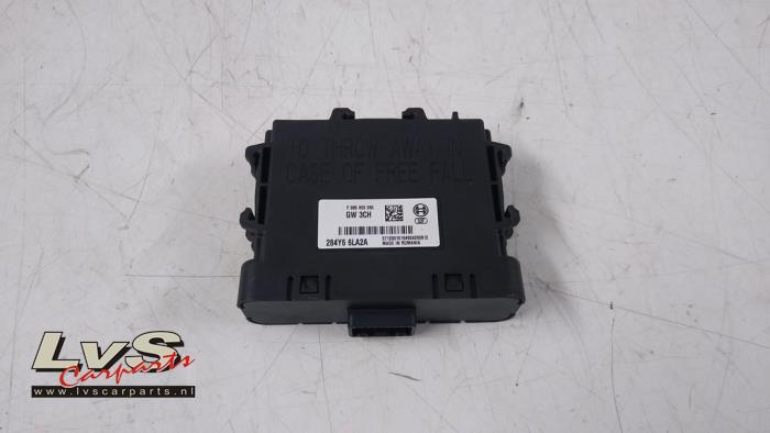 Używane Modul gateway Renault Twingo III (AH) 1.0 SCe 75 12V Cena € 50,00 Procedura marży oferowane przez LvS Carparts