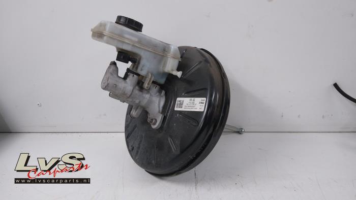 Usagé Servo frein Volkswagen Golf Sportsvan (AUVS) 1.2 TSI 16V BlueMOTION Prix € 35,00 Règlement à la marge proposé par LvS Carparts