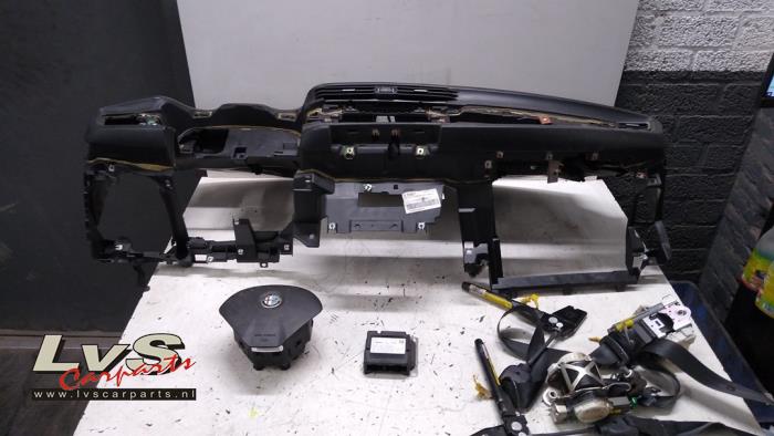 Airbag set + dashboard Alfa Romeo Giulietta 2.0 JTDm 16V 136 - 1560915200