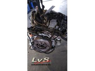 Engine from a Audi A4 (B7) 2.0 TDI 16V 2006