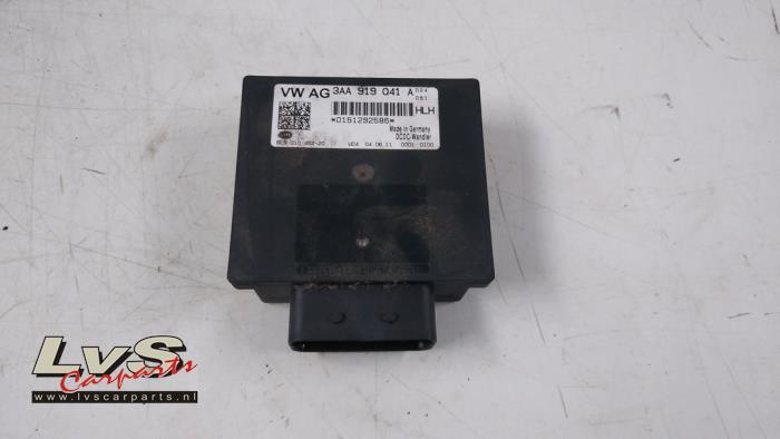 Używane DC/CD konwertor Volkswagen Polo V (6R) 1.2 TDI 12V BlueMotion Cena € 29,00 Procedura marży oferowane przez LvS Carparts