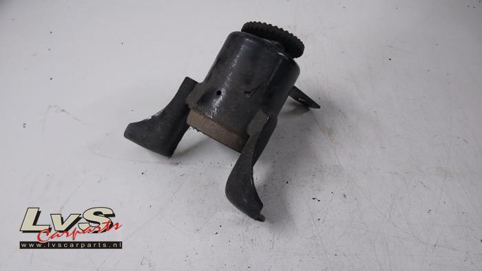 Gebrauchte Motorlager Ford B-Max (JK8) 1.0 EcoBoost 12V 100 Preis € 15,00 Margenregelung angeboten von LvS Carparts