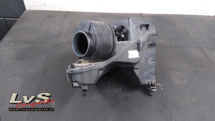 Gebrauchte Luftfiltergehäuse Opel Astra K Sports Tourer 1.4 Turbo 16V Preis € 50,00 Margenregelung angeboten von LvS Carparts
