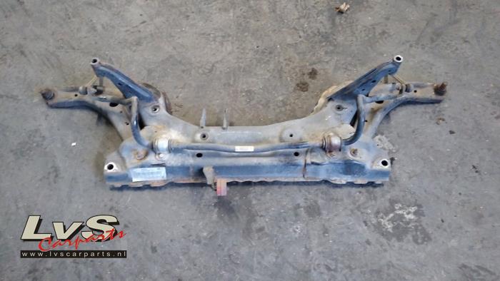 Usados Subchasis Ford Fiesta 6 (JA8) 1.25 16V Precio € 30,00 Norma de margen ofrecido por LvS Carparts