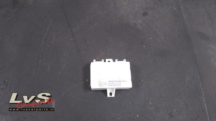 Usagé Ordinateur divers Renault Clio IV Estate/Grandtour (7R) 1.5 Energy dCi 90 FAP Prix € 30,00 Règlement à la marge proposé par LvS Carparts