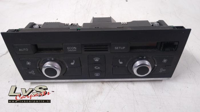 Używane Panel climatronic Audi Q7 (4LB) 4.2 TDI V8 32V Cena € 96,80 Z VAT oferowane przez LvS Carparts