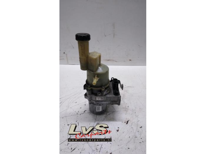 Usagé Pompe de direction Peugeot Expert (V1/VA/VB/VE/VF/VT/VY) 2.0 Blue HDi 120 16V Prix € 211,75 Prix TTC proposé par LvS Carparts