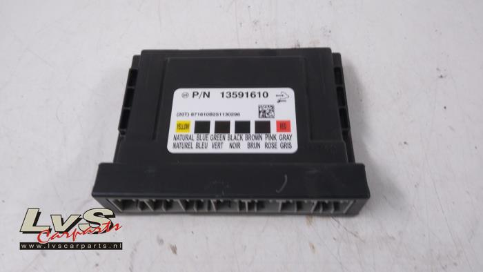 Used Body control computer Opel Zafira Tourer (P12) 2.0 CDTI 16V 130 Ecotec Price € 70,00 Margin scheme offered by LvS Carparts