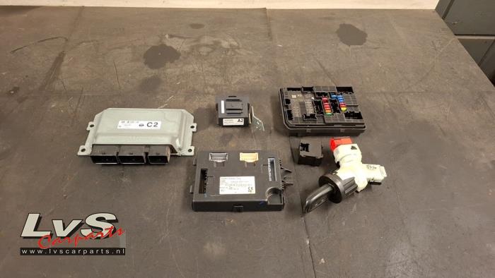 Used Engine management computer Nissan Micra (K14) 0.9 IG-T 12V Price € 150,00 Margin scheme offered by LvS Carparts