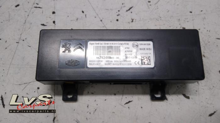 Używane Modul Bluetooth Peugeot 308 (L3/L8/LB/LH/LP) 1.6 BlueHDi 120 Cena € 75,00 Procedura marży oferowane przez LvS Carparts