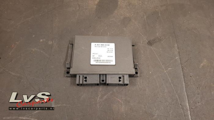 Used Computer, miscellaneous Smart Fortwo Coupé (451.3) Electric Drive Price € 100,00 Margin scheme offered by LvS Carparts