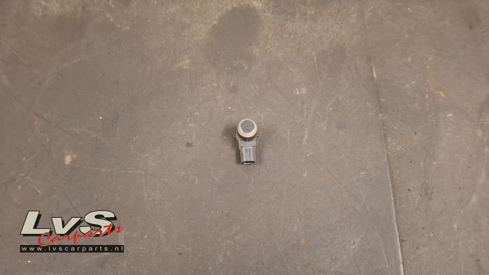 Usados Sensor PDC Opel Ampera 1.4 16V Precio € 30,00 Norma de margen ofrecido por LvS Carparts