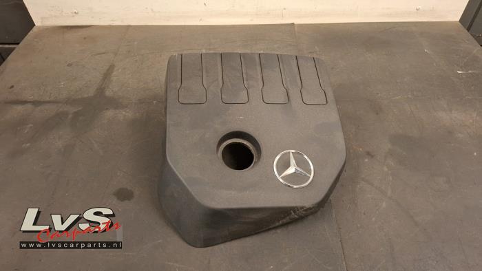 Gebrauchte Abdeckblech Motor Mercedes CLA (118.3) 1.3 CLA-250 e Turbo 16V Preis € 25,00 Margenregelung angeboten von LvS Carparts