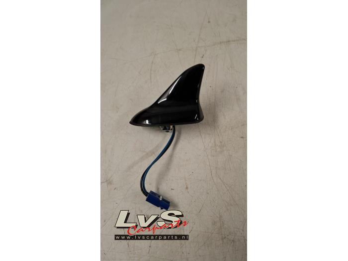 Używane Antena Opel Zafira Tourer (P12) 2.0 CDTI 16V 130 Ecotec Cena € 40,00 Procedura marży oferowane przez LvS Carparts