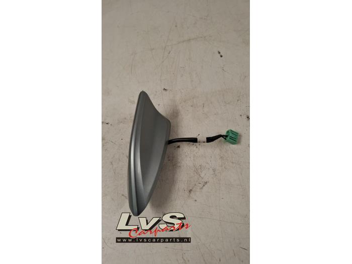 Używane Antena GPS Mazda CX-5 I (KE,GH) 2.0 SkyActiv-G 16V 2WD Cena € 40,00 Procedura marży oferowane przez LvS Carparts