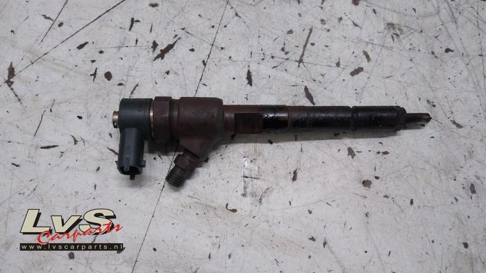Usagé Injecteurs Opel Astra J (PC6/PD6/PE6/PF6) 1.3 CDTI 16V EcoFlex Prix € 70,00 Règlement à la marge proposé par LvS Carparts
