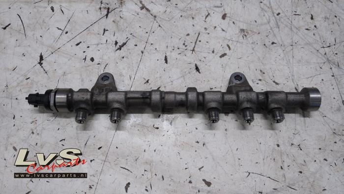 Usagé Système d'injection Opel Astra J (PC6/PD6/PE6/PF6) 1.3 CDTI 16V EcoFlex Prix € 20,00 Règlement à la marge proposé par LvS Carparts