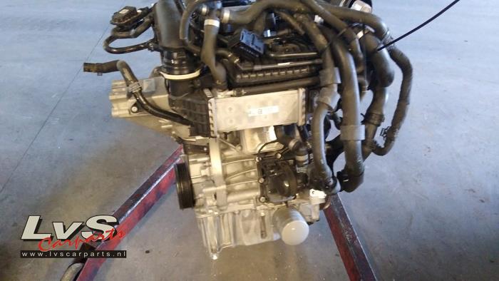 Engine Seat Arona (KJX), 2017 1.0 TSI 12V, SUV, Petrol, 999cc, 70kW (95pk), FWD, CHZL; DKLA; DLAC; DUSB, 2017-07 (Used)