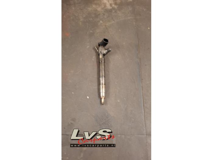 Usagé Injecteurs Volkswagen Polo V (6R) 1.4 TDI 12V 90 Prix € 150,00 Règlement à la marge proposé par LvS Carparts