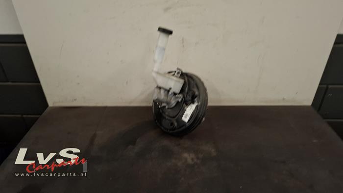 Usagé Assistant de freinage Nissan Juke (F15) 1.2 DIG-T 16V Prix € 75,00 Règlement à la marge proposé par LvS Carparts