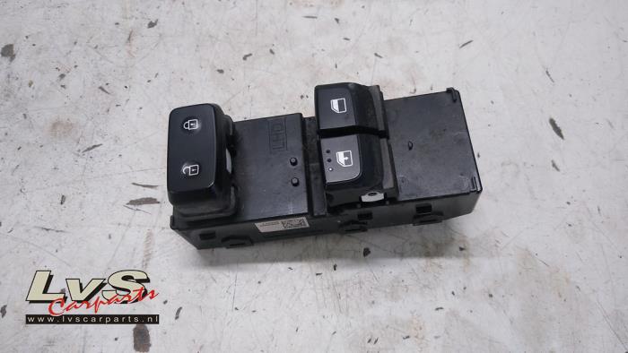 Usados Interruptor de ventanilla eléctrica Kia Picanto (JA) 1.0 12V Precio € 25,00 Norma de margen ofrecido por LvS Carparts