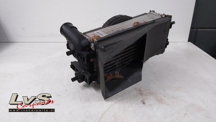 Usados Intercooler Ford Focus 3 Wagon 1.0 Ti-VCT EcoBoost 12V 125 Precio € 75,00 Norma de margen ofrecido por LvS Carparts