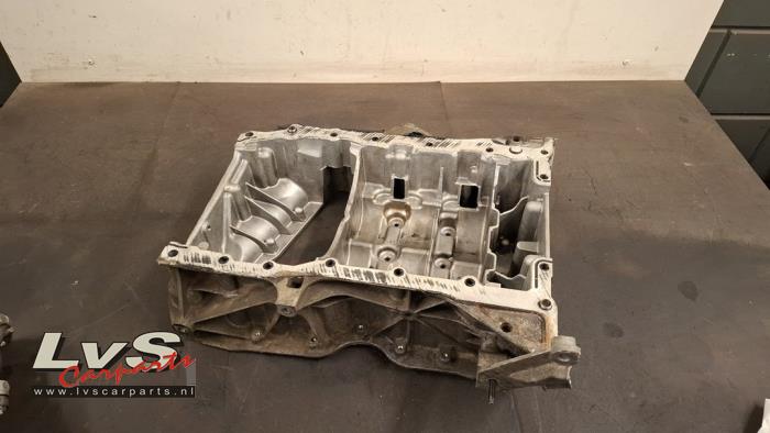 Usagé Couvercle carter Renault Master III (FV) 2.3 dCi 170 16V FWD Prix € 90,00 Règlement à la marge proposé par LvS Carparts
