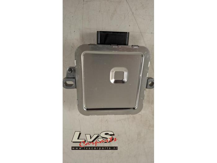 Module pompe carburant d'un Opel Astra K 1.0 Turbo 12V 2018