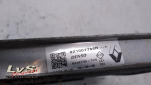 Klima Kondensor van een Renault Zoé (AG) R135 2020