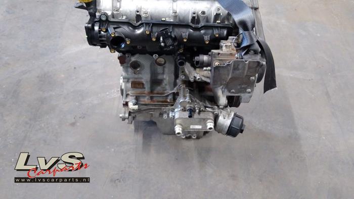 Begagnade Motor Fiat Doblo Cargo (263) 1.6 D Multijet Pris € 2.359,50 Inklusive moms erbjuds av LvS Carparts