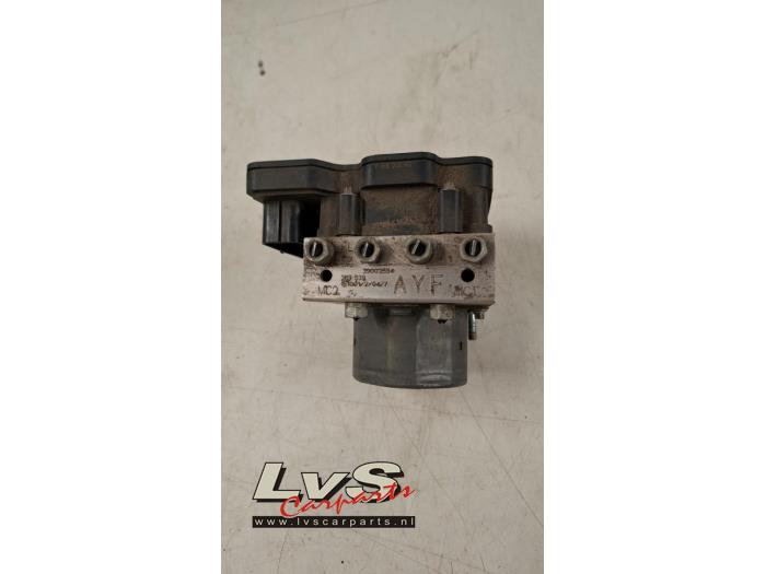 Usagé Pompe ABS Opel Corsa E 1.3 CDTi 16V ecoFLEX Prix € 80,00 Règlement à la marge proposé par LvS Carparts