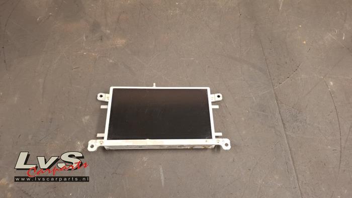 Begagnade Innerdisplay Audi Q5 (8RB) 2.0 TDI 16V Quattro Pris € 70,00 Marginaltabell erbjuds av LvS Carparts