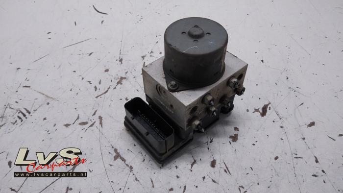Usagé Bloc ABS Mini Mini (R56) 1.4 16V One Prix € 325,00 Règlement à la marge proposé par LvS Carparts