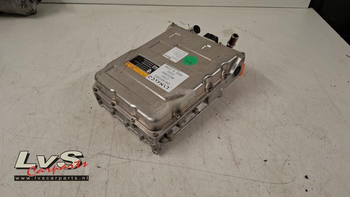 Używane Ladowarka pokladowa Lynk &amp; Co 01 1.5 PHEV Cena € 786,50 Z VAT oferowane przez LvS Carparts