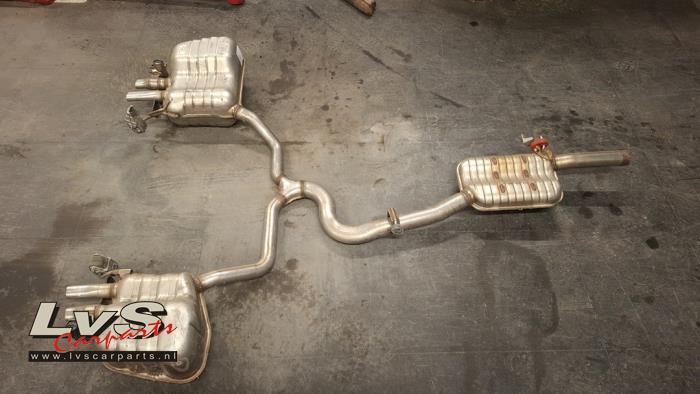 Usagé Echappement (complet) Volkswagen Arteon (3HAB) 2.0 TSI 16V 4Motion Prix € 250,00 Règlement à la marge proposé par LvS Carparts
