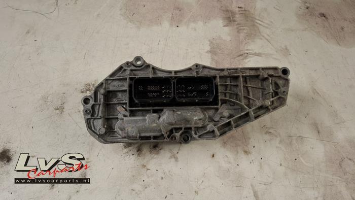 Used Automatic gearbox computer Renault Megane IV Estate (RFBK) 1.5 Energy dCi 110 Price € 500,00 Margin scheme offered by LvS Carparts